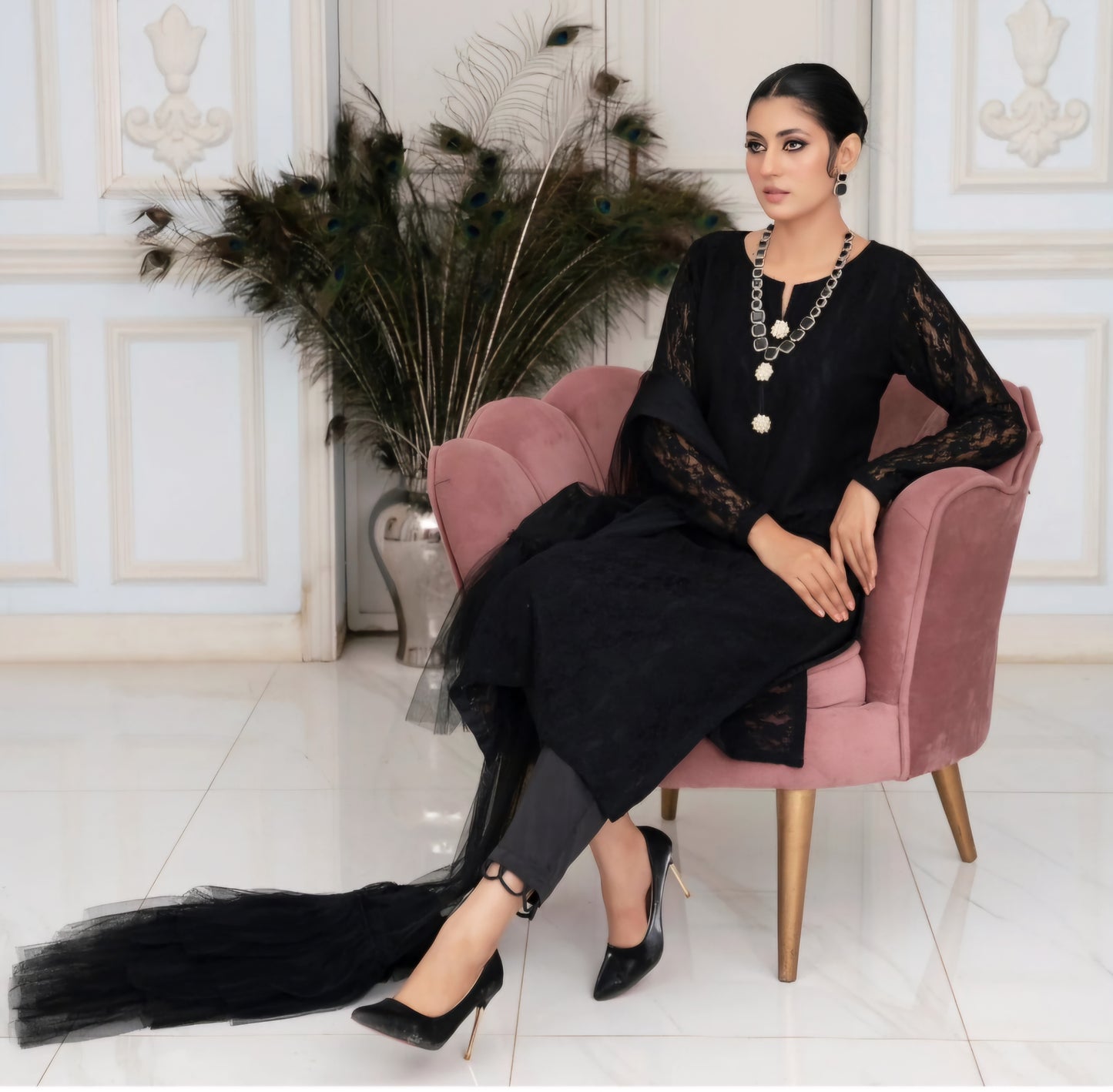 Nayab-Black Lace Dress
