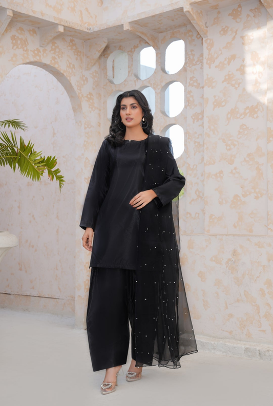 FARAH (Black)